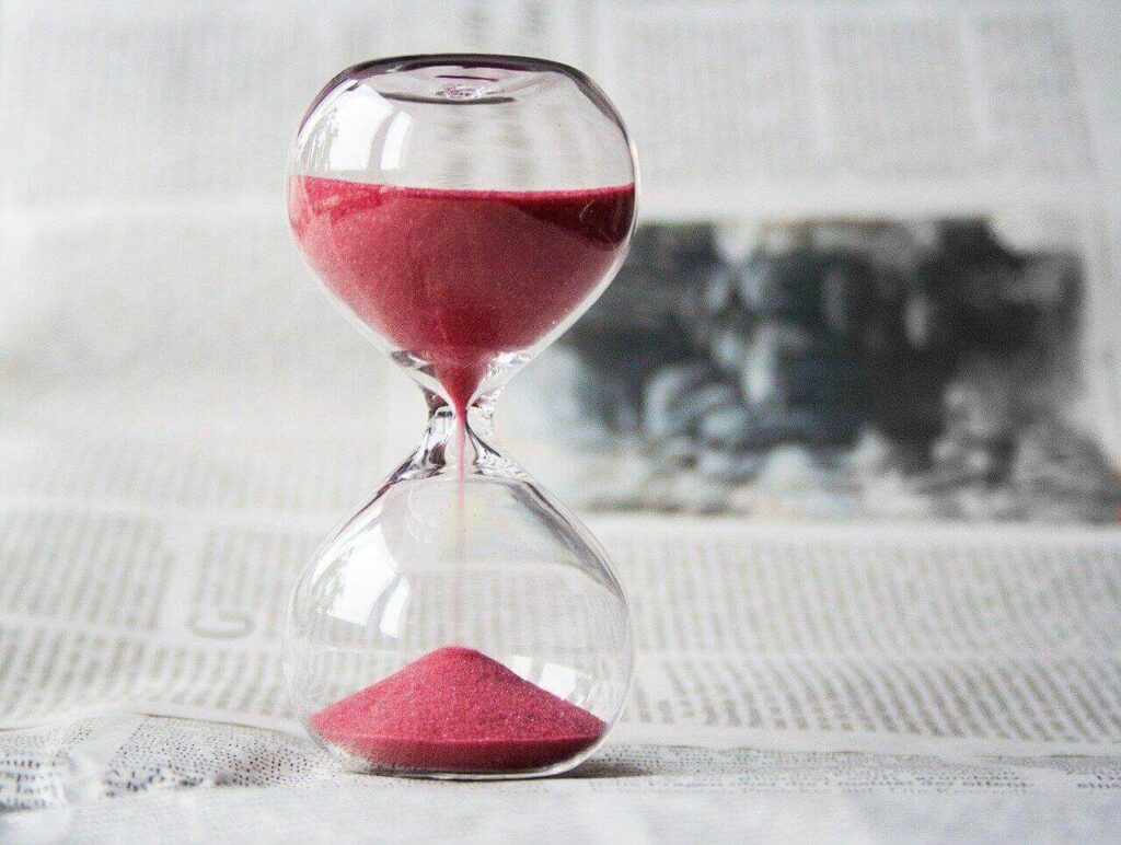 Hacer uso eficiente de tu tiempo, puede reducir la oportunidad de procrastinar. 